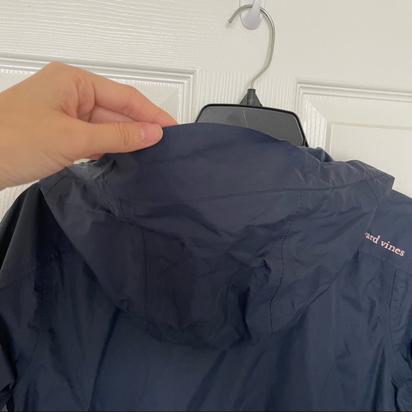 VINEYARD VINES Stow & Go Navy Blue with Pink Accents Raincoat - XS - flawed - Picture 8 of 15